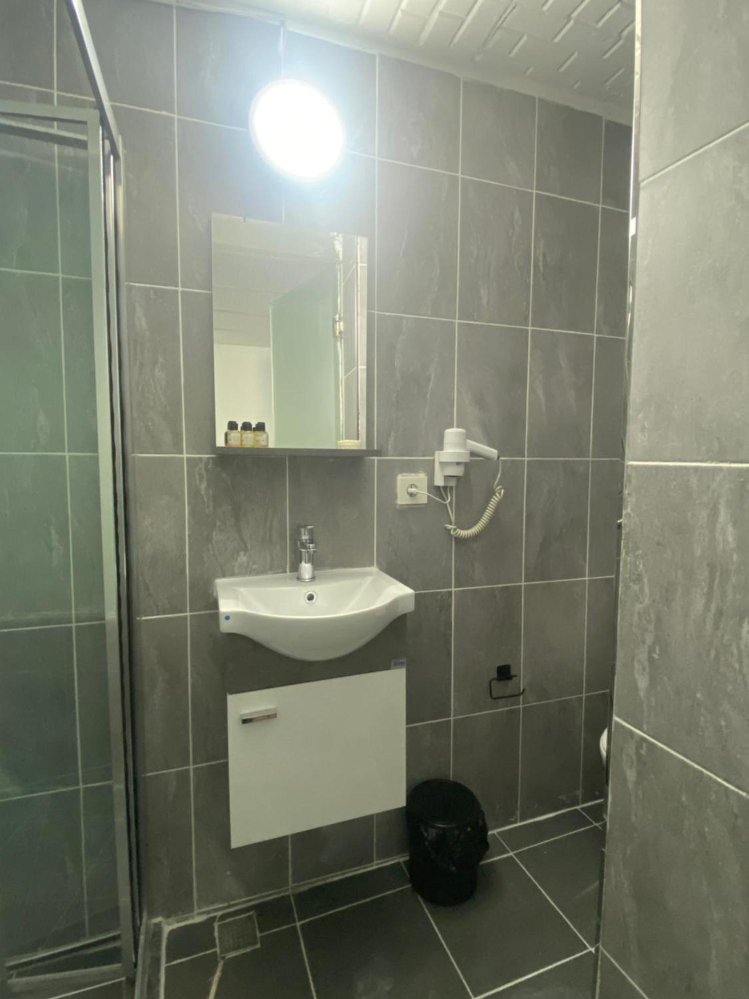 Taksim Sem Hotel Istanbul Ngoại thất bức ảnh